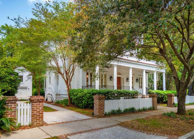 Property at 43 Montrose Rd, Mount Pleasant, SC 29464, 5 beds, 4.5 baths
