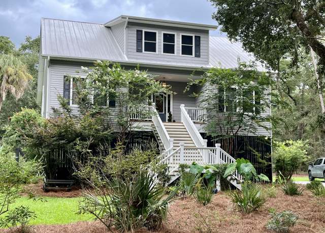 Property at 861 Edding Creek Dr, Edisto Island, SC 29438, 4 beds, 3.5 baths