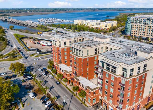 Property at 150 Bee St #507, Charleston, SC 29401, 2 beds, 2.5 baths
