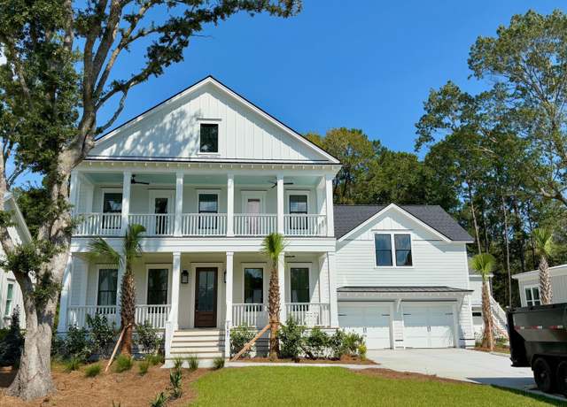 Property at 3845 Delinger Dr, Mount Pleasant, SC 29466, 5 beds, 4.5 baths