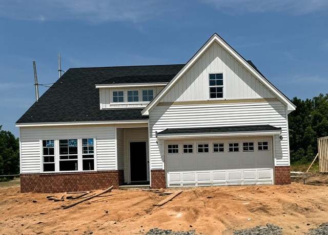 Property at 1000 Carolina Way, Manning, SC 29102, 4 beds, 2 baths