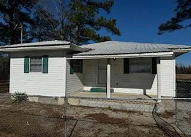 Property at 1202 Forty-one Rd, Saint Stephen, SC 29479, 3 beds, 1.5 baths