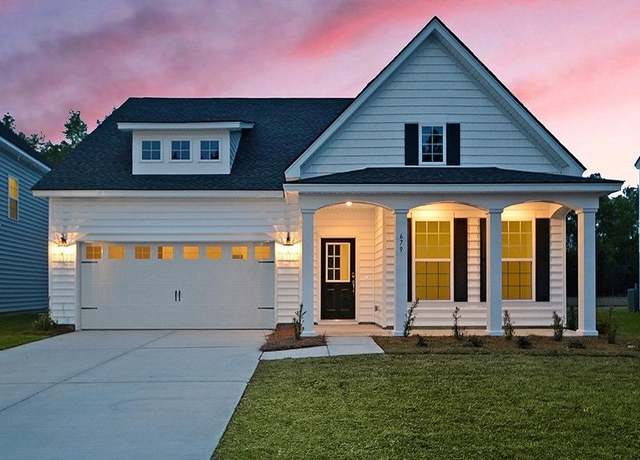Property at 542 Verdi Dr, Summerville, SC 29486, 4 beds, 2.5 baths