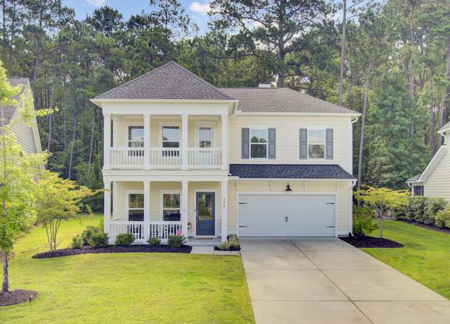 Property at 3061 Caspian Ct, Mount Pleasant, SC 29466, 5 beds, 3.5 baths