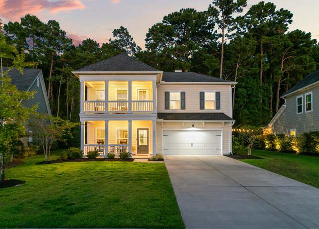 Property at 3061 Caspian Ct, Mount Pleasant, SC 29466, 5 beds, 3.5 baths