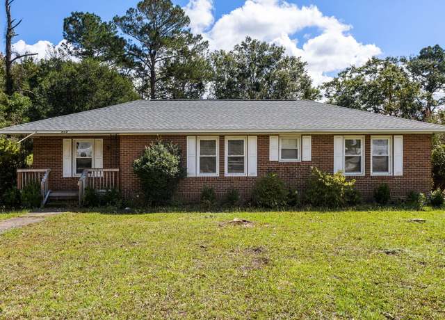 Property at 809 N Magnolia St, Summerville, SC 29483, 3 beds, 2 baths