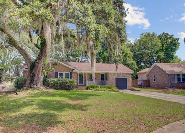 Property at 1102 N Shadow Dr, Mount Pleasant, SC 29464, 4 beds, 2 baths