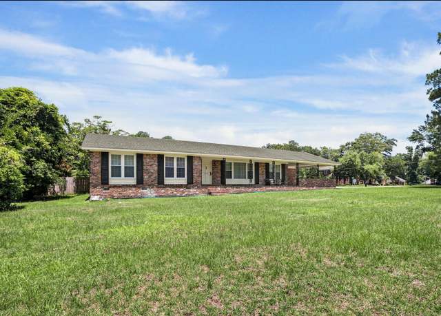 Property at 2018 Griffith Dr, Orangeburg, SC 29118, 3 beds, 3 baths
