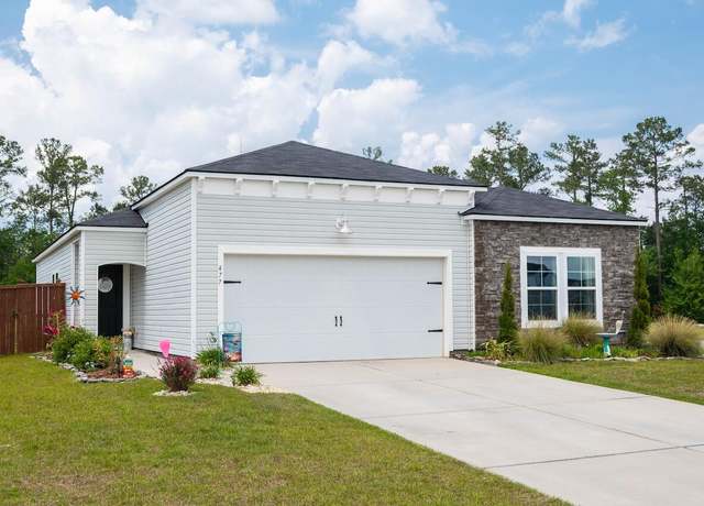Property at 477 Spanish Wells Rd, Summerville, SC 29486, 4 beds, 2 baths