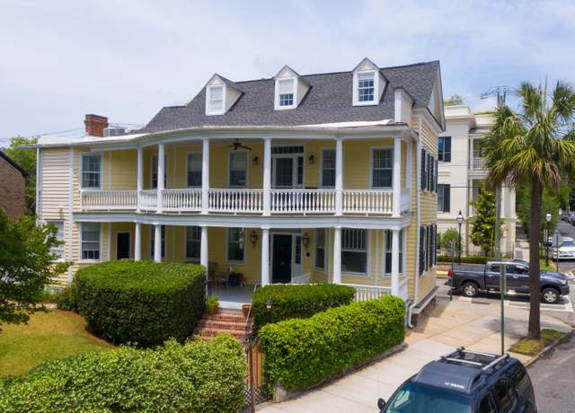 Property at 29 Smith St, Charleston, SC 29401, 4 beds, 3.5 baths