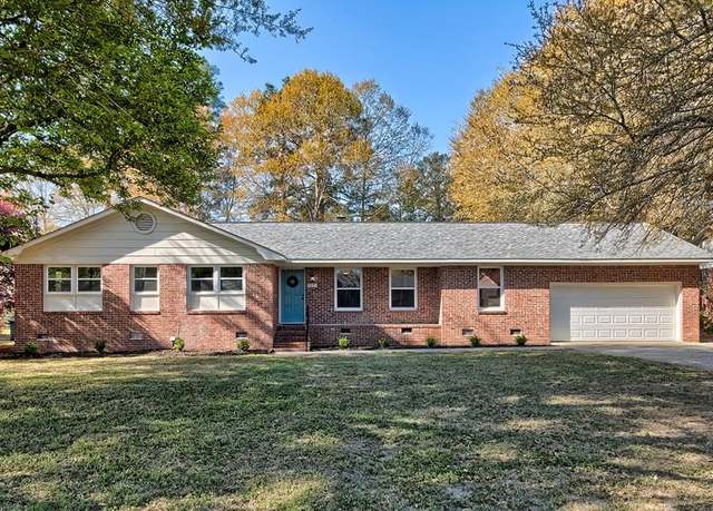Property at 1571 Green Valley St, Orangeburg, SC 29115, 4 beds, 2 baths