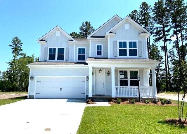 Property at 747 Maynard Ln, Summerville, SC 29486, 4 beds, 4.5 baths
