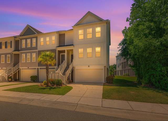 Property at 210 Winding River Dr, Johns Island, SC 29455, 3 beds, 2.5 baths