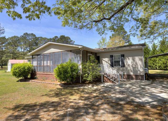 Property at 1359 Stillwater Dr, Manning, SC 29102, 3 beds, 2 baths