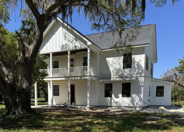 Property at 2982 Lodge Berry Ln, Johns Island, SC 29455, 3 beds, 2.5 baths