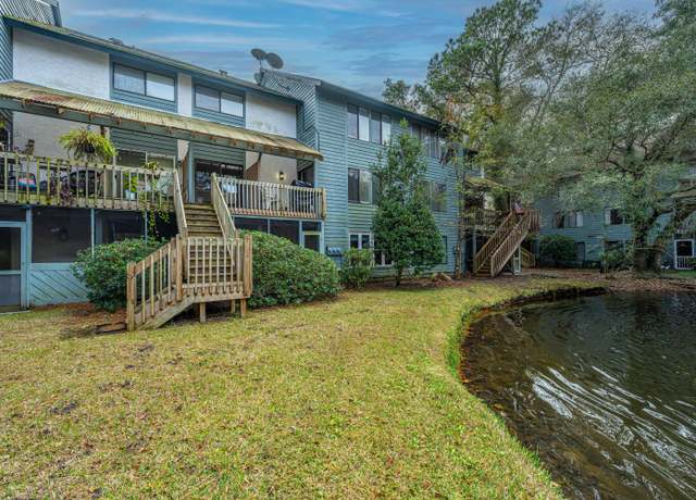 Property at 1140 Hidden Cove Dr Unit E, Mount Pleasant, SC 29464, 2 beds, 2.5 baths