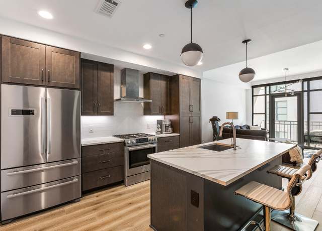 Property at 5 Gadsdenboro St #416, Charleston, SC 29401, 1 bed, 1 bath