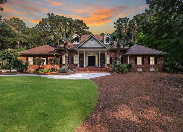 Property at 3555 Colonel Vanderhorst Cir, Mount Pleasant, SC 29466, 4 beds, 3.5 baths