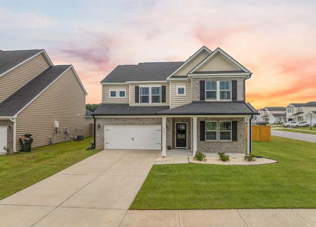 Property at 701 Squire Pope Rd, Summerville, SC 29486, 5 beds, 3.5 baths