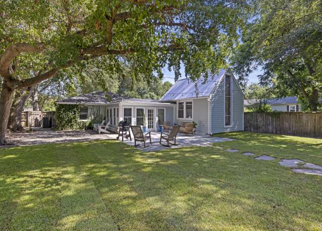 Property at 1517 Evergreen St, Charleston, SC 29407, 3 beds, 2 baths