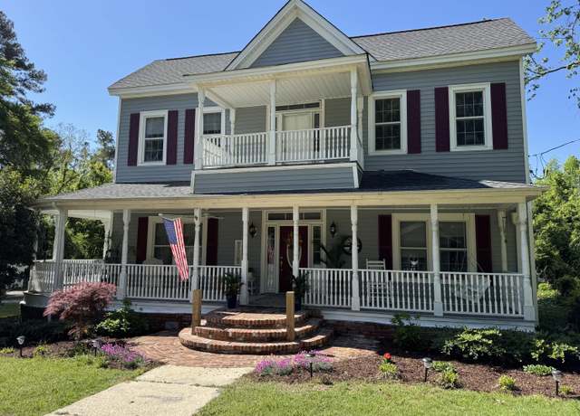Property at 785 Midway St, Bamberg, SC 29003, 4 beds, 2.5 baths
