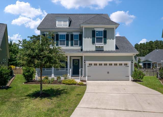 Property at 214 Center Hill Ct, Summerville, SC 29485, 3 beds, 2.5 baths