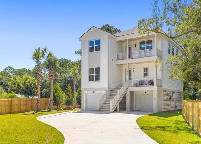 Property at 1615 Macoma Rd, Mount Pleasant, SC 29466, 4 beds, 3.5 baths