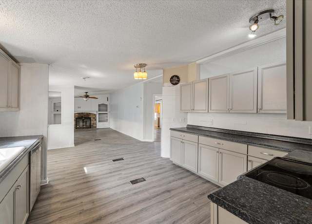 Property at 2991 Blackfish Rd, Johns Island, SC 29455, 3 beds, 2 baths