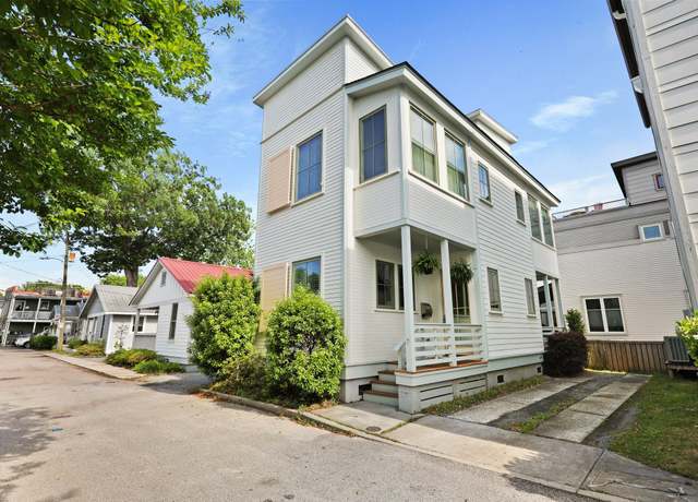 Property at 7 Fields Pl, Charleston, SC 29403, 2 beds, 2.5 baths