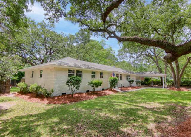 Property at 1134 Mim Ave, Charleston, SC 29407, 3 beds, 2 baths