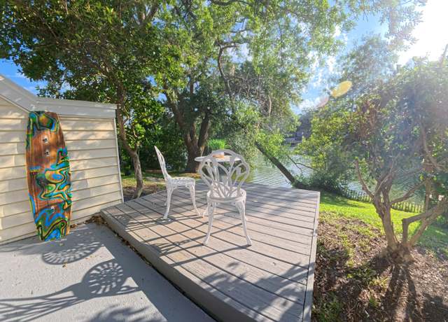 Property at 15 Town Park Ln Unit A, Charleston, SC 29412, 2 beds, 2 baths