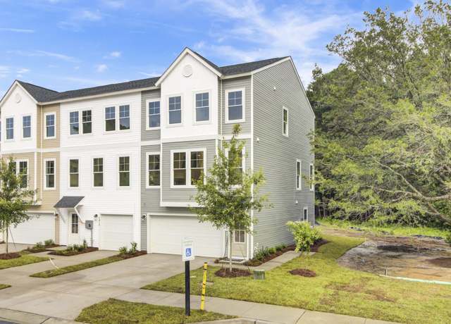 Property at 501 Caledon Ct, Johns Island, SC 29455, 4 beds, 3.5 baths