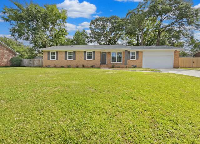 Property at 109 Washington Dr, Ladson, SC 29456, 4 beds, 2 baths