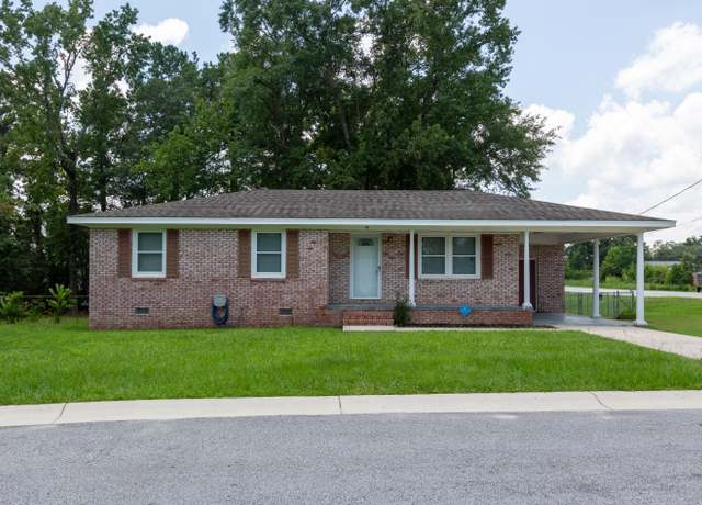 Property at 6 Prestwick Cir, Goose Creek, SC 29445, 3 beds, 1 bath