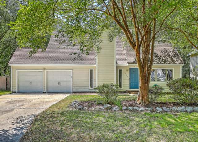 Property at 141 Bridgecreek Dr, Goose Creek, SC 29445, 3 beds, 2 baths