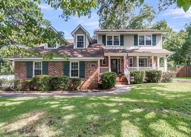 Property at 125 Boone Dr, Summerville, SC 29485, 3 beds, 2.5 baths