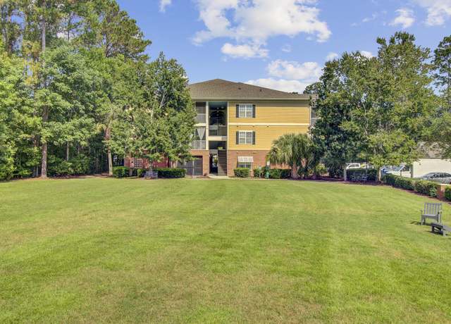 Property at 1111 Basildon Rd, Mount Pleasant, SC 29466, 2 beds, 2 baths