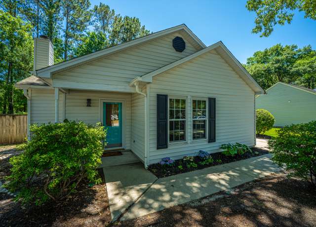Property at 2016 Wild Flower Ln, Charleston, SC 29414, 3 beds, 2 baths