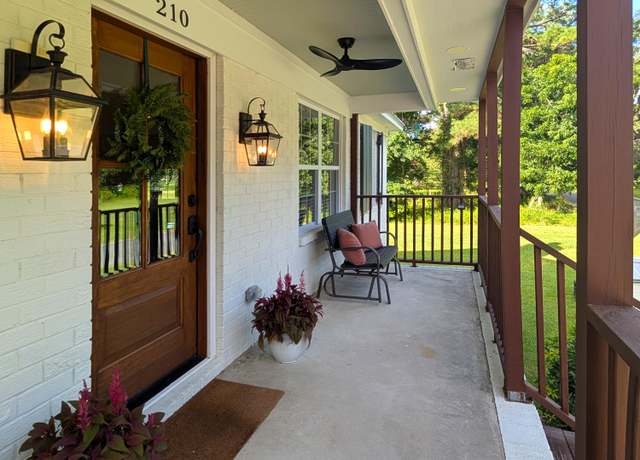 Property at 210 Cassena St, Mcclellanville, SC 29458, 2 beds, 2 baths