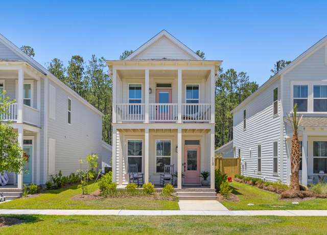 Property at 112 Crimson St, Summerville, SC 29486, 3 beds, 2.5 baths