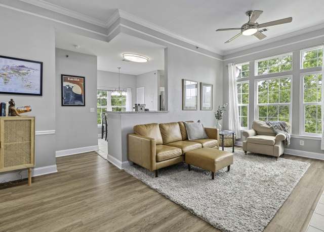 Property at 1735 Telfair Way, Charleston, SC 29412, 2 beds, 2 baths