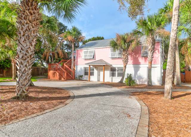 Property at 3 25th Ave, Isle Of Palms, SC 29451, 5 beds, 3 baths