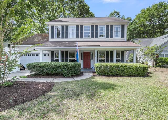 Property at 1938 Oak Tree Ln, Mount Pleasant, SC 29464, 4 beds, 2.5 baths
