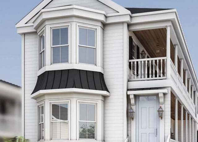 Property at 175 1/2 Wentworth St, Charleston, SC 29401, 4 beds, 4.5 baths
