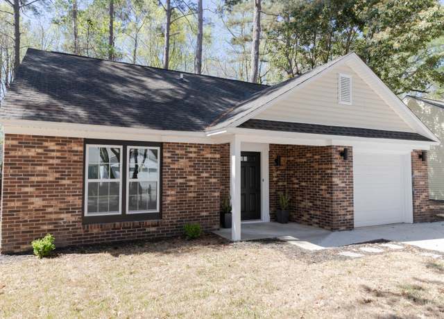 Property at 212 Regent St, Summerville, SC 29483, 2 beds, 1 bath