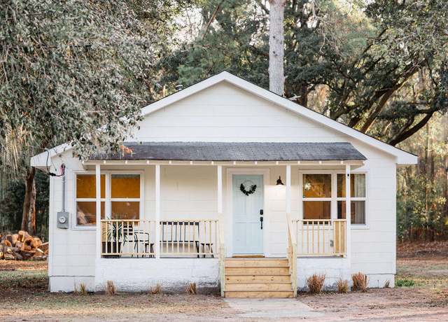Property at 3480 Johan Blvd, Johns Island, SC 29455, 2 beds, 1 bath
