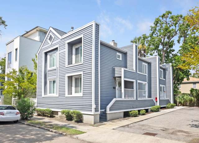 Property at 20 Ogier St, Charleston, SC 29403, 2 beds, 2.5 baths
