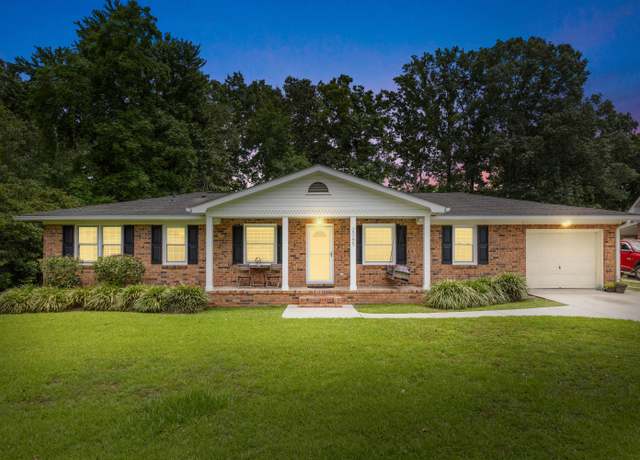 Property at 2045 Vestry Dr, Charleston, SC 29414, 3 beds, 3 baths
