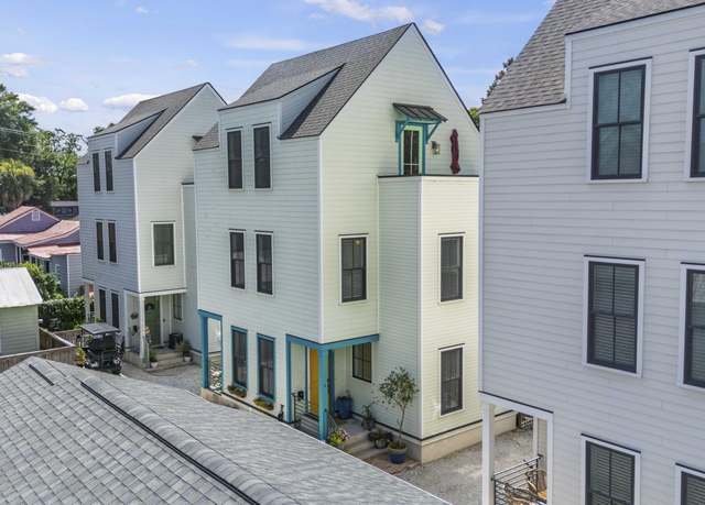 Property at 3 1/2 Maranda Holmes St, Charleston, SC 29403, 3 beds, 3.5 baths