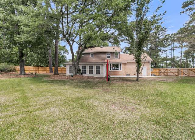 Property at 1541 Hutton Pl, Charleston, SC 29407, 4 beds, 3 baths